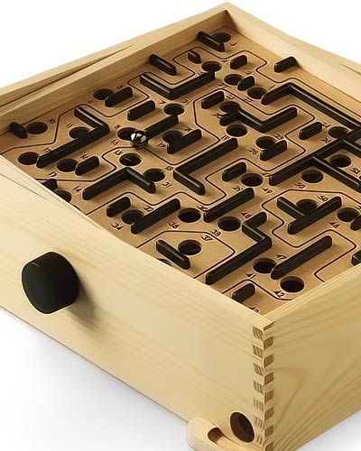 Analog Games. Brettspiele, Kartenspiele, Würfelspiele.