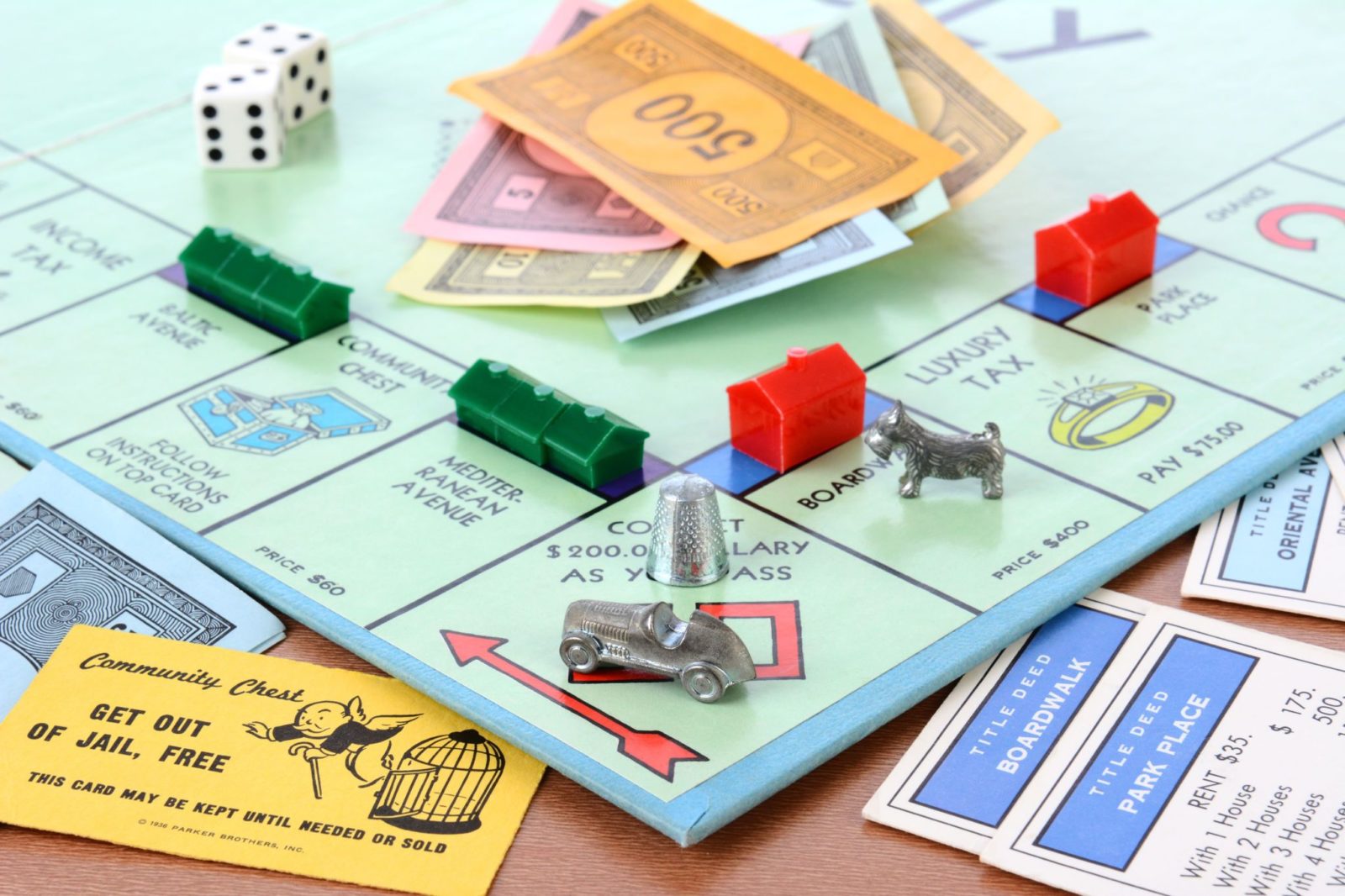Analog Games. Brettspiele, Kartenspiele, Würfelspiele.